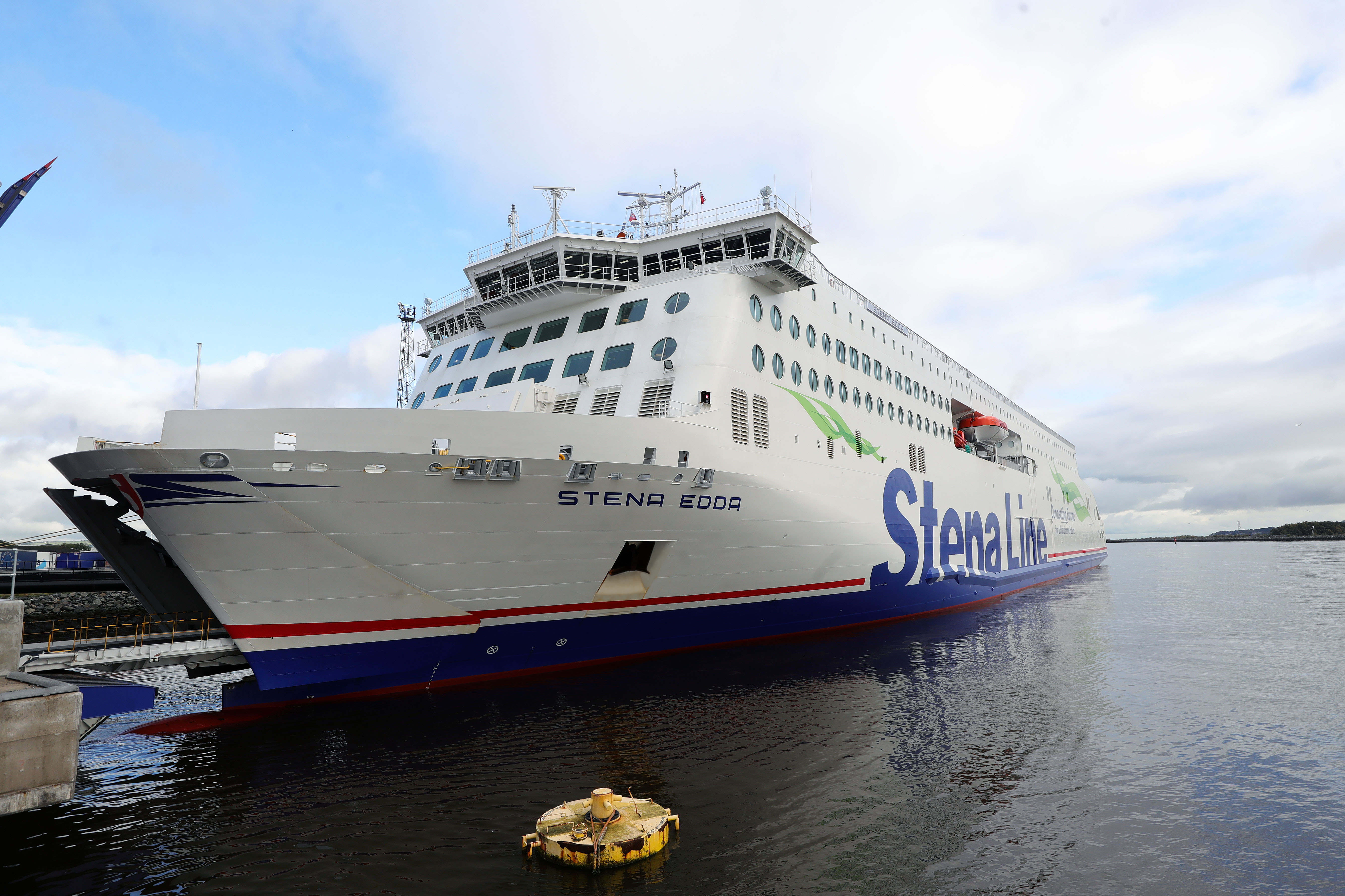 Stena Edda, Traghetto per Liverpool e Belfast